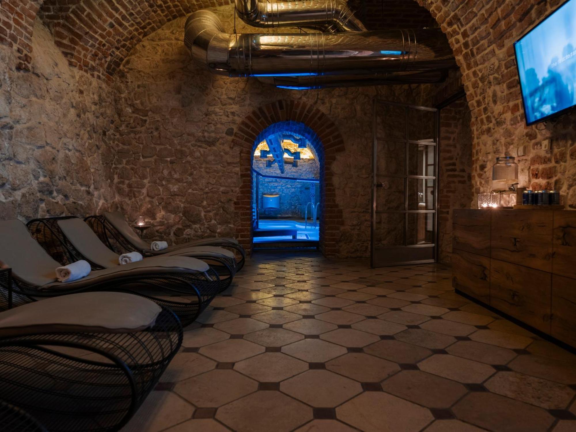 Hotel Copernicus Cracovia Exterior foto